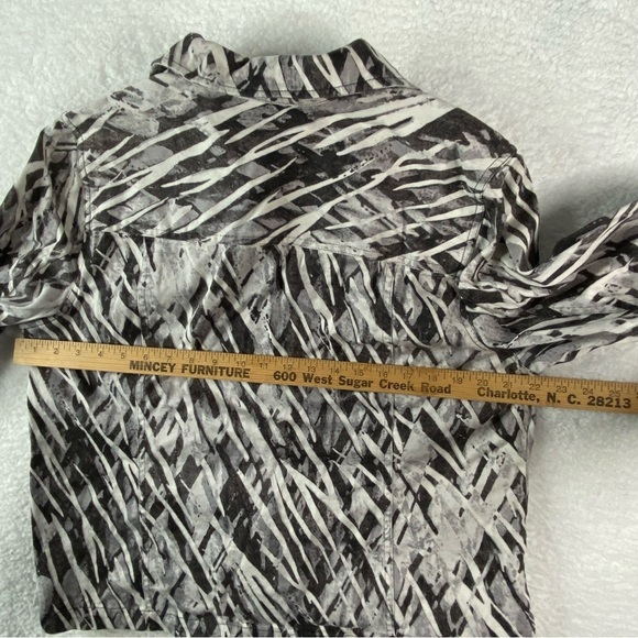 Additions By Chicos Jacket Women 3 US XL Black Gray Abstract Denim Boho Y2K Goth - Picture 11 of 14